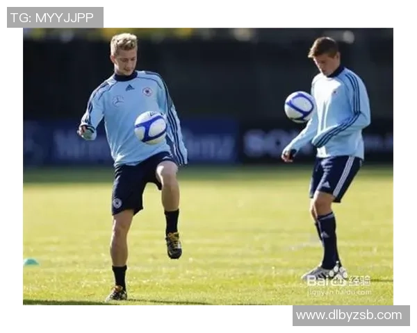 足球运球技巧大师 谁是足球场上的运球天才